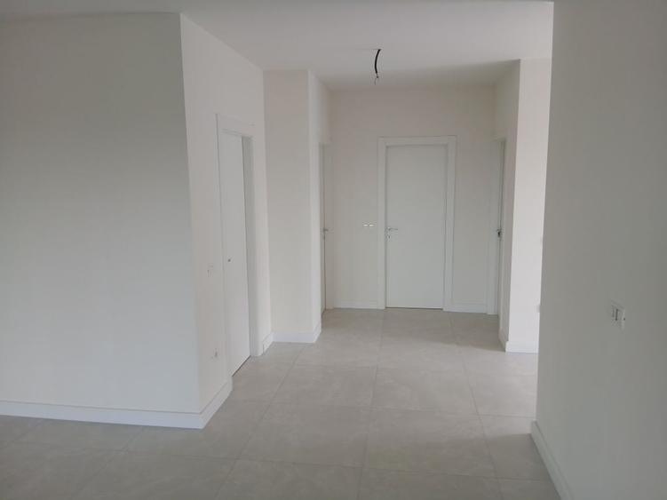 Casă cu 3 camere în Paltin