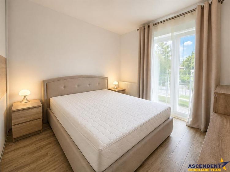 Proprietate Noua | Prima | Gradina proprie, regim tip vila, - 4