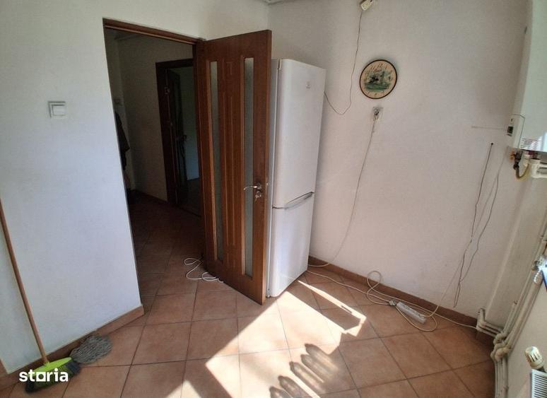 Apartament cu 2 camere semidecomandat în Piața Unirii