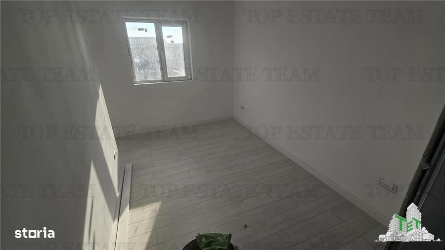 Apartament cu 4 camere în Vârteju