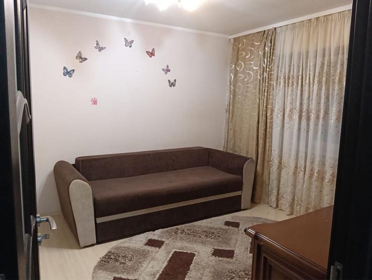 Apartament cu 2 camere decomandat în Ostroveni