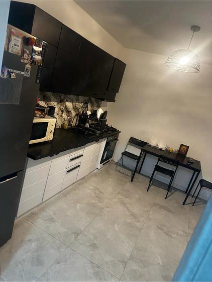 Casă cu Teren 270 Mp în Vidra