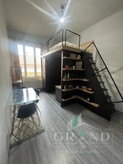 Apartament Ultracentral | 3 Camere | Living | Etaj 2 | Petfriendly - 1