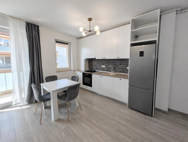 Apartament cu 2 camere decomandat în Giroc