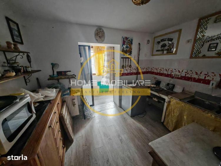Apartament cu 4 camere decomandat, mobilat în Dacia