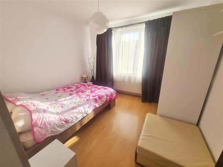 Apartament cu 2 camere decomandat, mobilat în Craiter