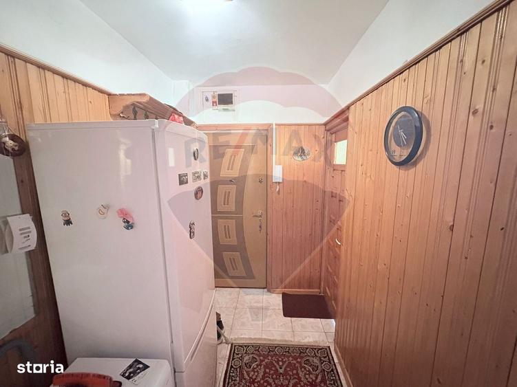 Apartament cu 2 camere nedecomandat în Alecu Russo