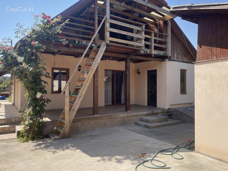 Casă cu 2 camere în Central