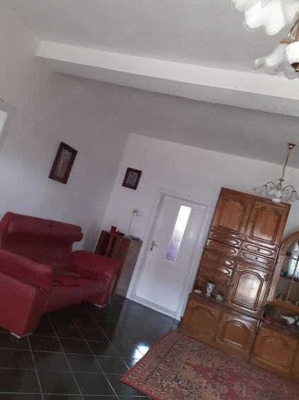Casă cu Teren 2000 Mp în Central