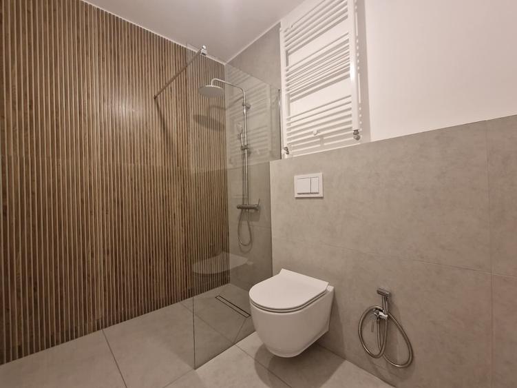 Apartament cu 2 camere decomandat în Gorjului