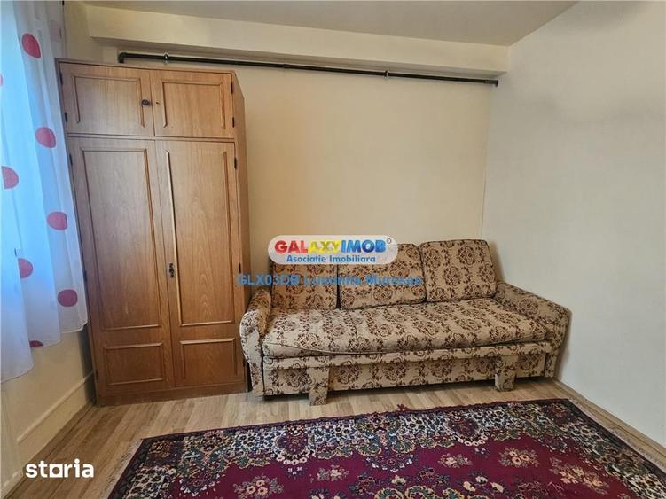 Garsonieră în Micro 12