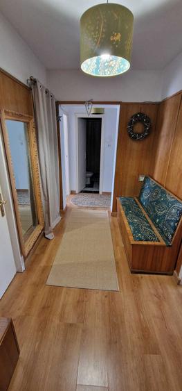 Apartament cu 4 camere decomandat în Săsar