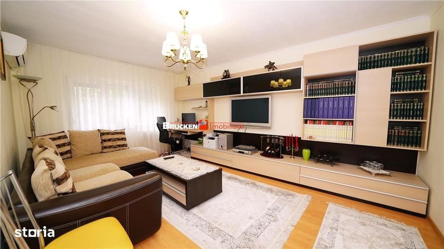 Apartament cu 4 camere în Central