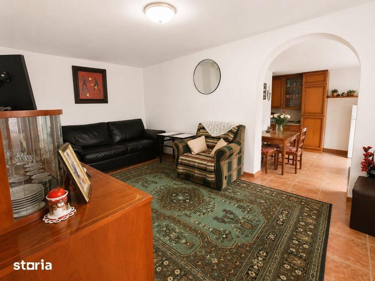 Casă cu 3 camere cu Teren 857 Mp în Valea Adâncă