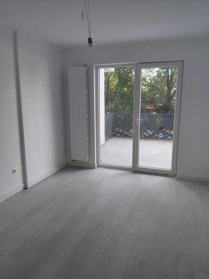 Apartament cu 2 camere decomandat în Exterior Vest