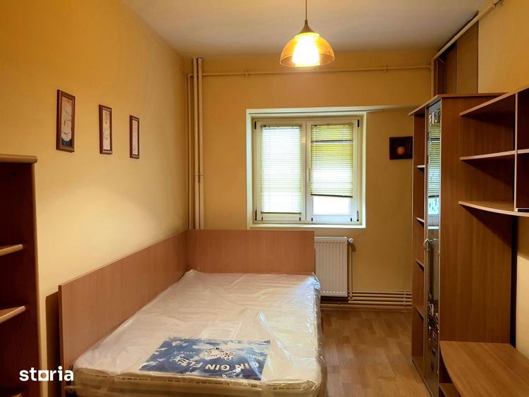 Apartament cu 4 camere decomandat în Stadion