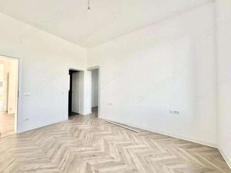 Casă cu 4 camere cu Teren 351 Mp în Urseni