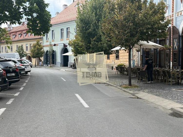 Apartament cu 2 camere nedecomandat în Central