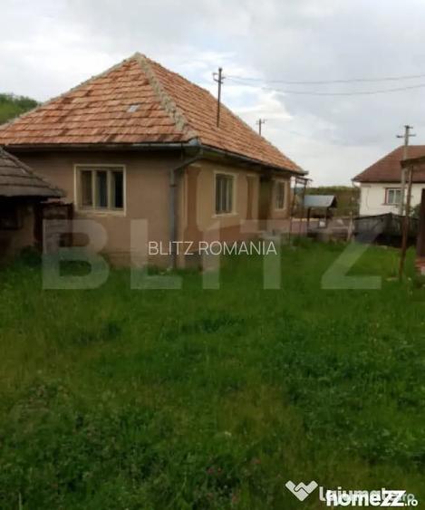Casa cu 3 camere ?i un teren de 3000 mp, zona Cuzaplac - Cuzaplac (Salaj)