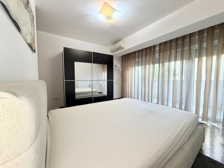 Apartament cu 3 camere semidecomandat, mobilat în Herăstrău
