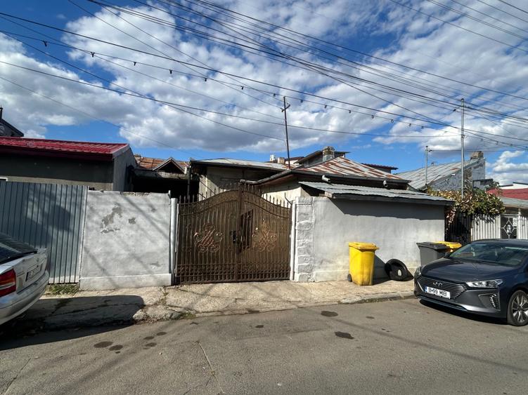 Casa de vanzare, sectorul 5 - 1