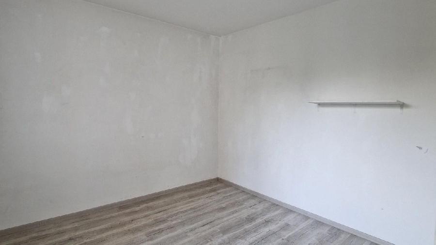 Apartament cu 3 camere decomandat în Rahova