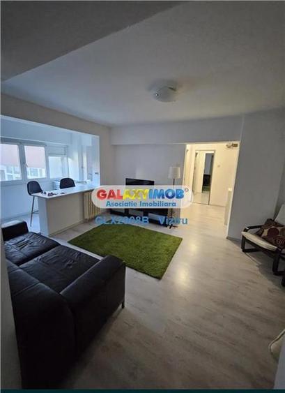 Apartament cu 3 camere decomandat în P-ța Romană