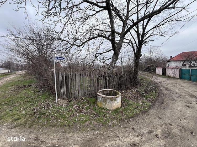 Teren de 1426 mp, în Jiana