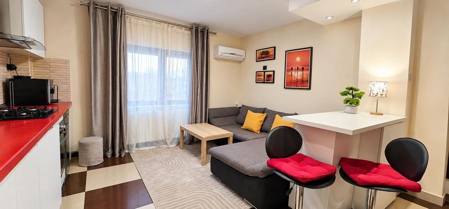 Apartament cu 2 camere decomandat în 13 Septembrie