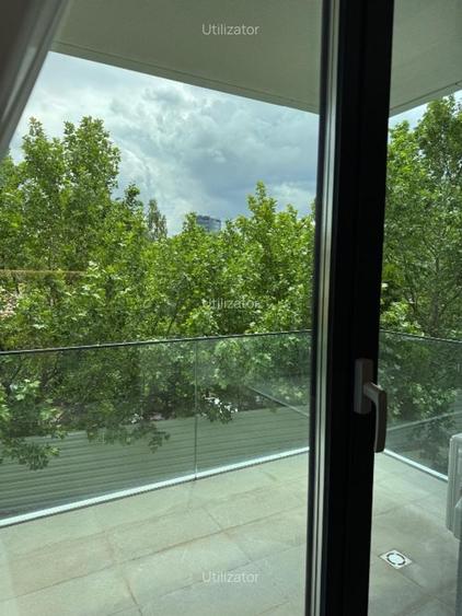 Apartament cu 2 camere semidecomandat, mobilat în Dămăroaia