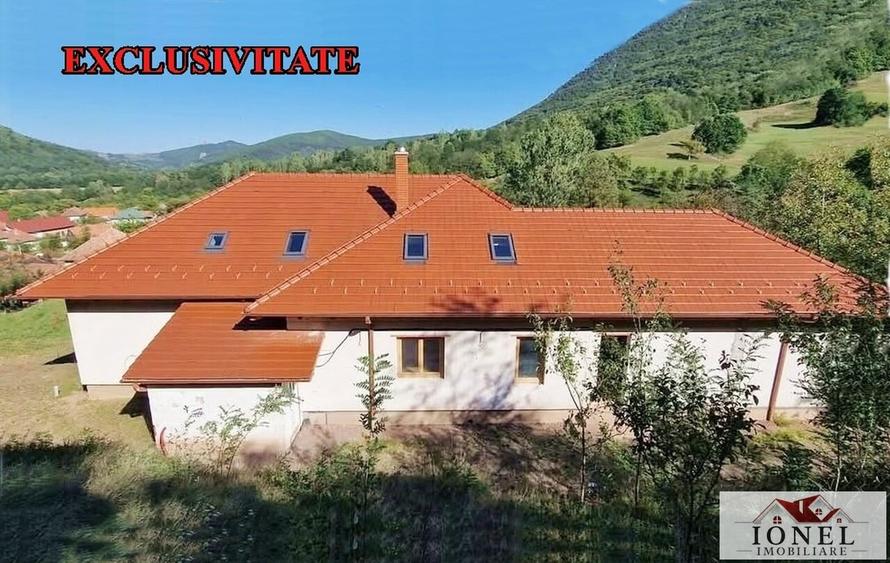 Casă individuală cu 3 camere cu Teren 6296 Mp în Meteș