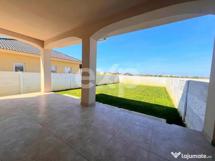 Casă cu 5 camere cu Teren 364 Mp în Urseni