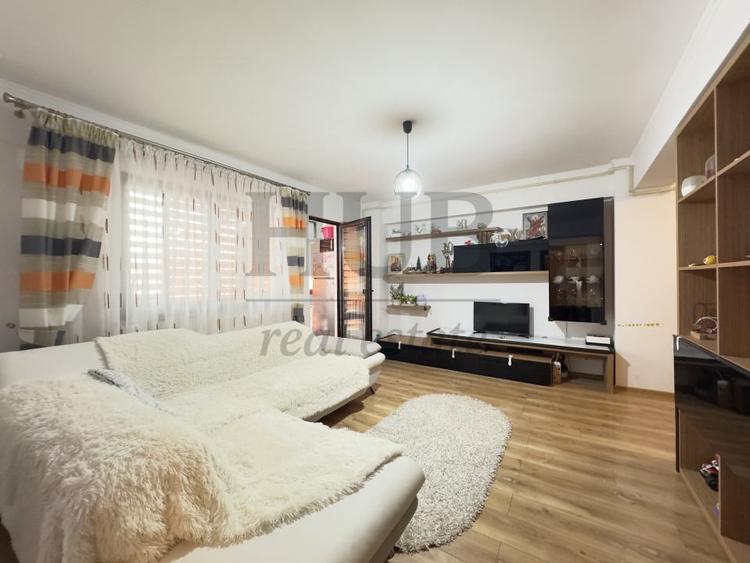 Apartament cu 3 camere decomandat, mobilat în Nord