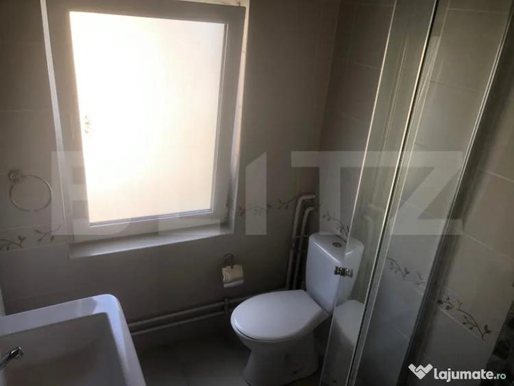 Casă cu 5 camere cu Teren 3000 Mp în Botiz
