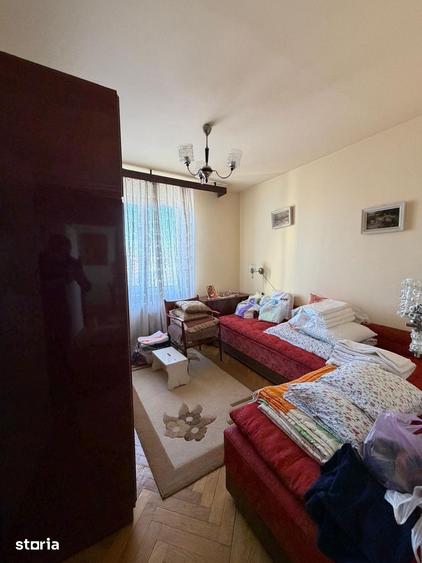 Apartament cu 3 camere decomandat, mobilat în Tipografilor
