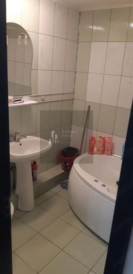 Apartament cu 2 camere decomandat, mobilat în Apărătorii Patriei