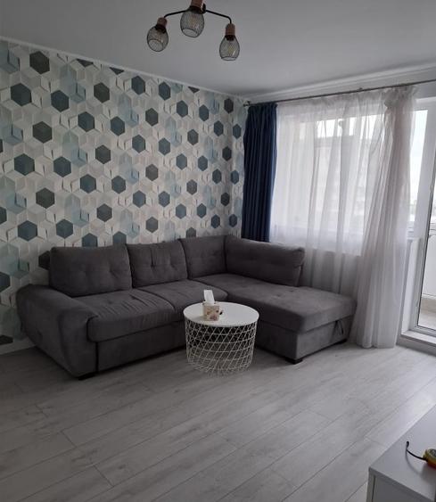 Apartament cu 2 camere, mobilat în Tomis III