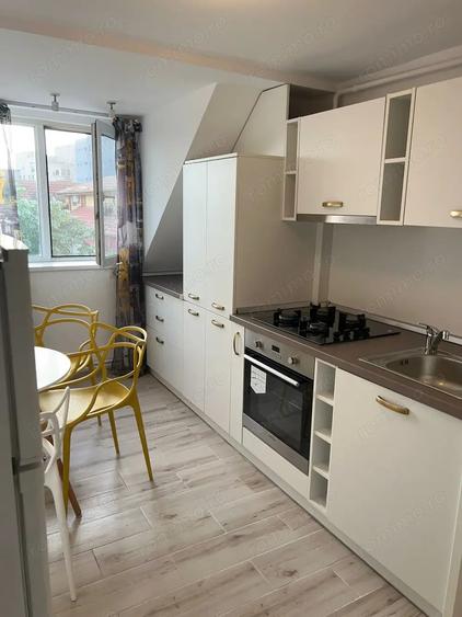 Apartament cu 2 camere semidecomandat în Dorobanților