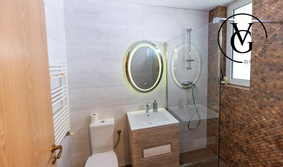Casă individuală cu 5 camere cu Teren 427 Mp în Corbeanca