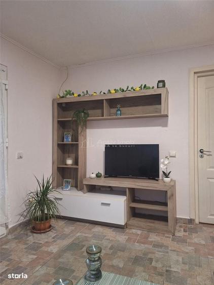 Casă cu 4 camere în Comana