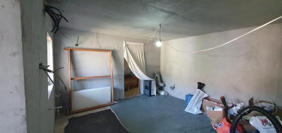 Casă individuală cu 4 camere cu Canalizare în Mihai Bravu