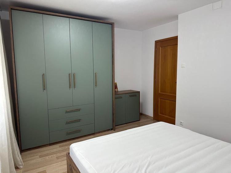 Apartament cu 2 camere decomandat, mobilat în Vitan Mall