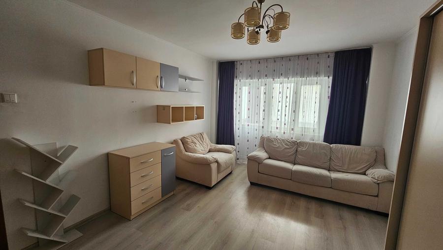 Apartament cu 2 camere decomandat în Eremia