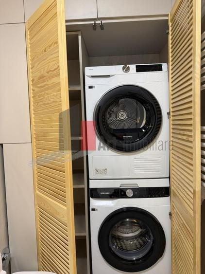 Apartament cu 3 camere semidecomandat în Grozăvești