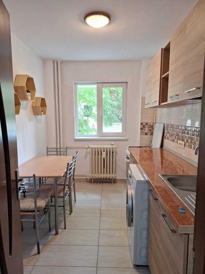 Apartament cu 2 camere decomandat în Turda