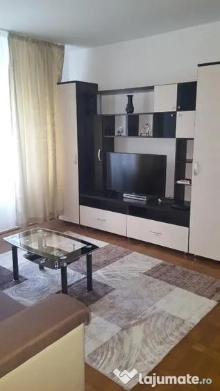 Apartament cu 3 camere semidecomandat în Chibrit