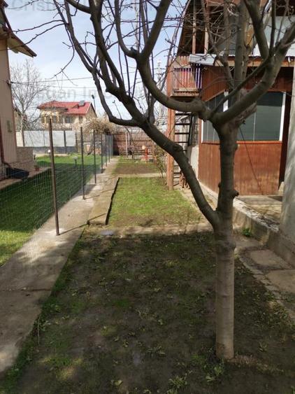 Casă cu 2 camere cu Teren 530 Mp în Lacu Sărat