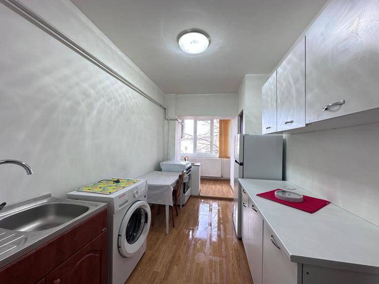 Apartament cu 2 camere decomandat în Ultracentral
