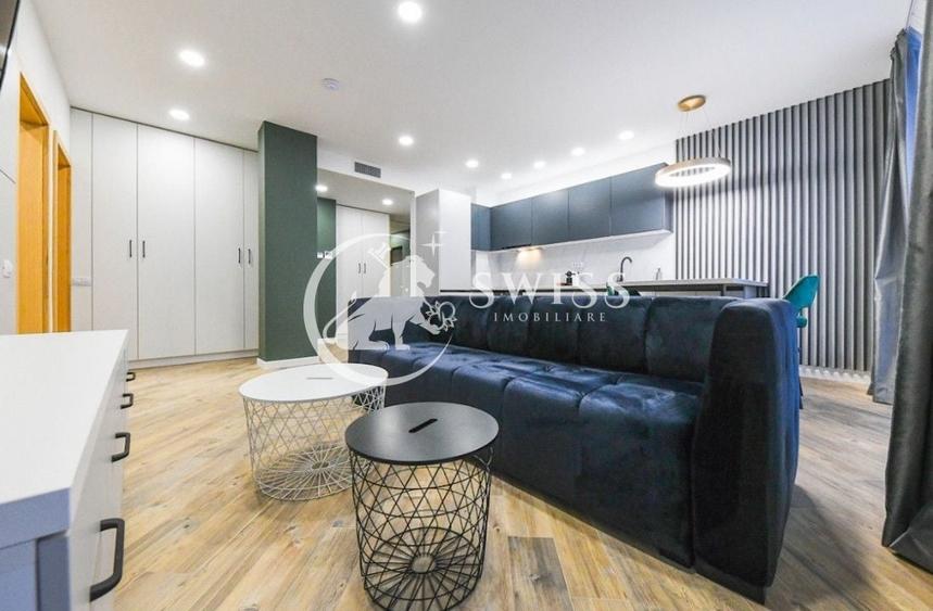 Apartament cu 2 camere semidecomandat, mobilat în Central