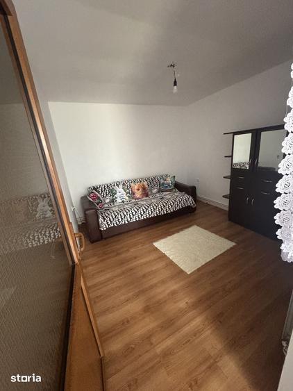 Casă cu 3 camere cu Teren 212 Mp în 23 August